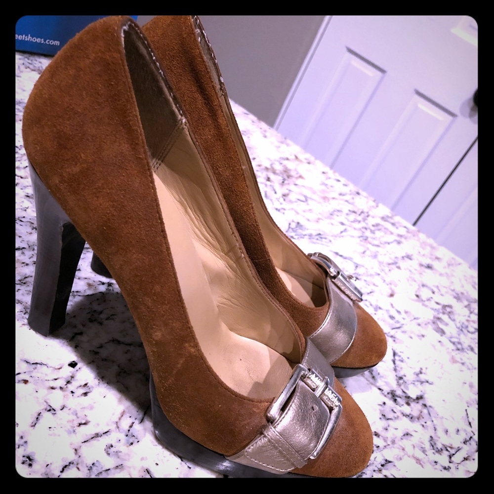 Michael Kors Heels, Camel Suede & Gold Buckle, EUC